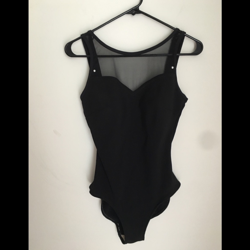 Swimsuit & Coverup Size M